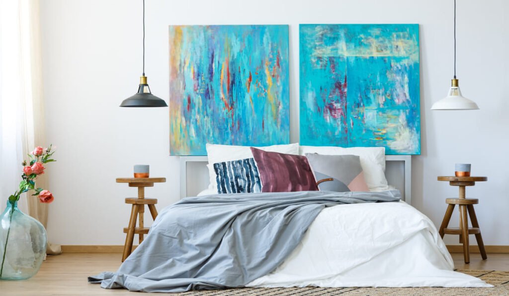 Enhance Your Bedroom Decor With an Oversized Piece