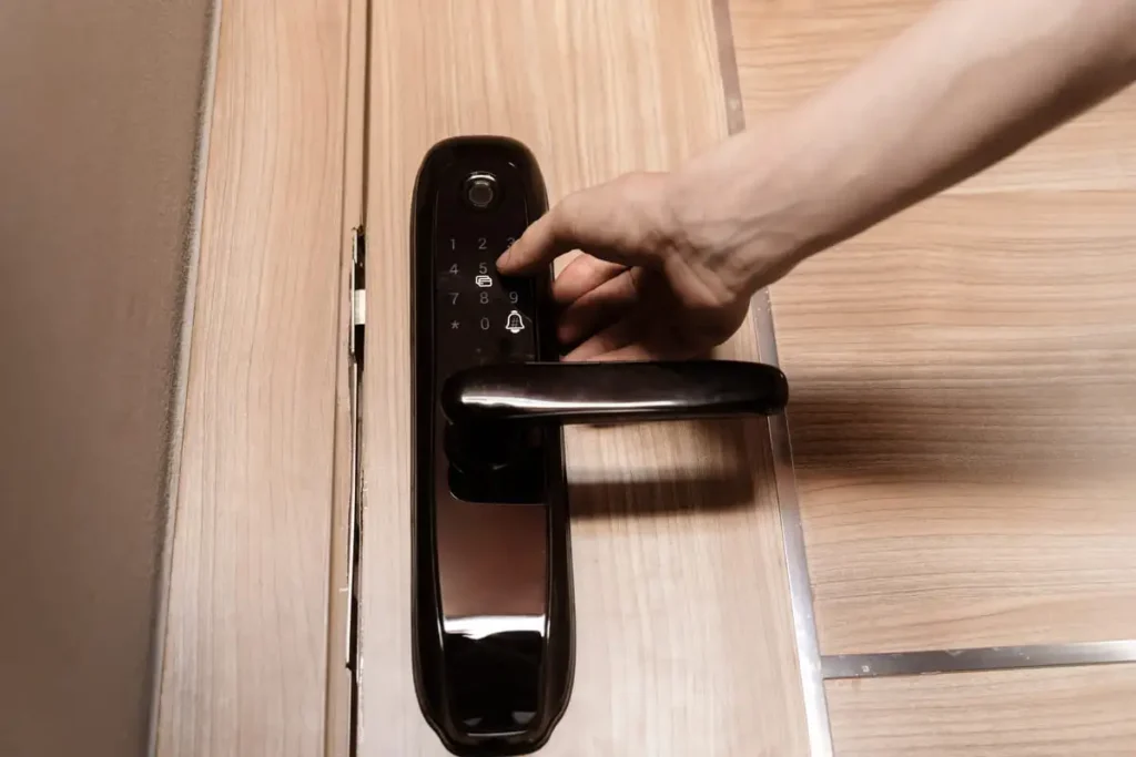 smart lock self installation
